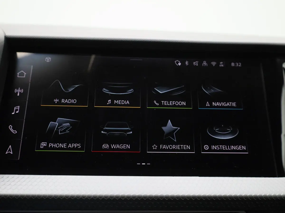 30 TFSI S edition 116 PK | S-line | Automaat | Camera | Apple Carplay | Android Auto | Cruise Control | Climate Control | Keyless | Sfeerverlichting | Lichtmetalen velgen |