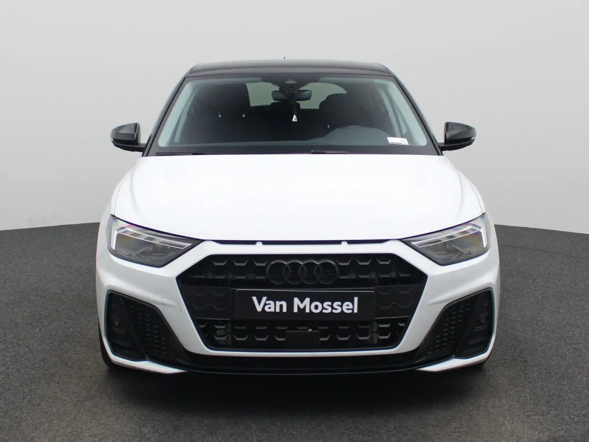 30 TFSI S edition 116 PK | S-line | Automaat | Camera | Apple Carplay | Android Auto | Cruise Control | Climate Control | Keyless | Sfeerverlichting | Lichtmetalen velgen |