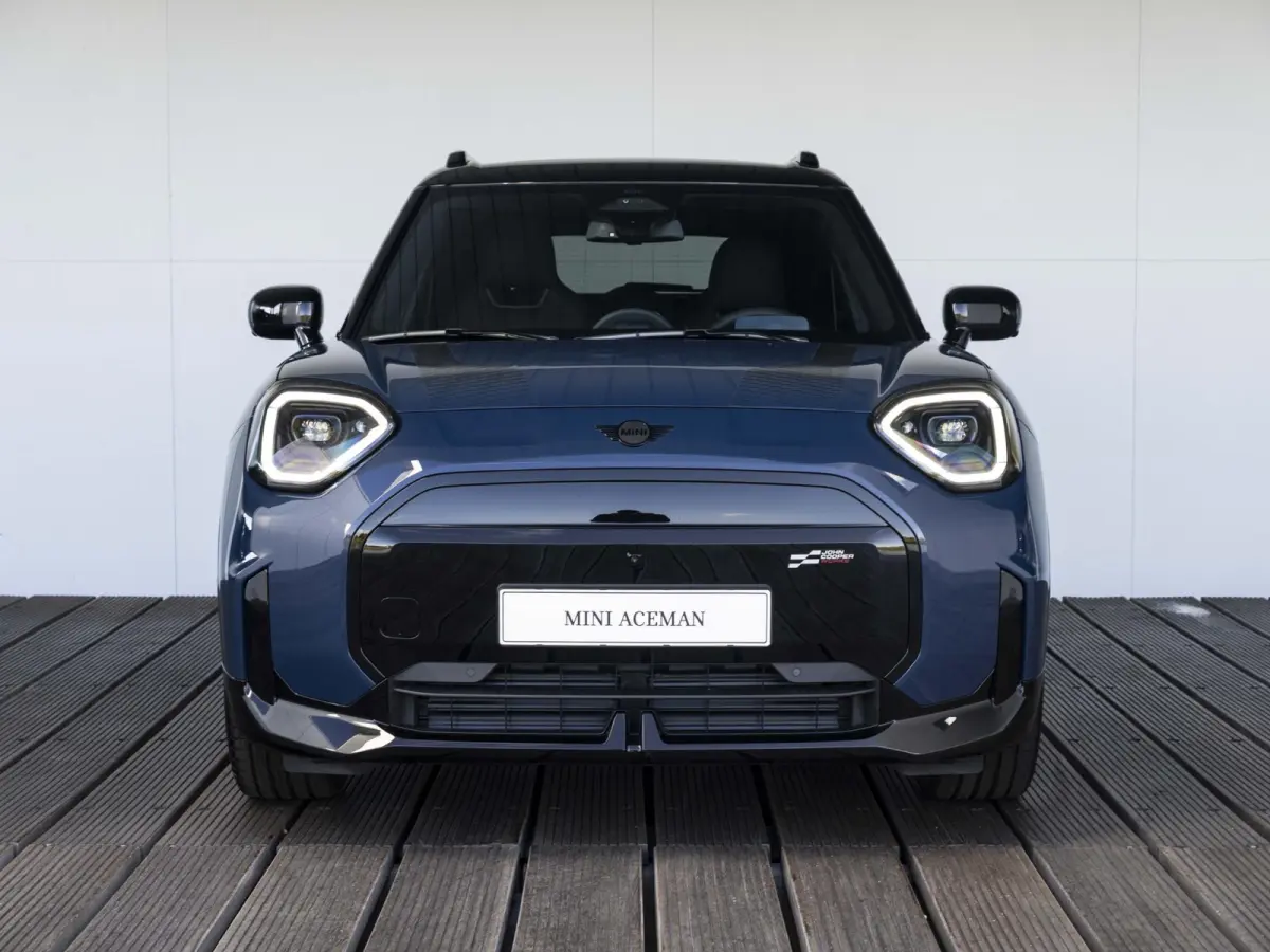 SE | John Cooper Works Uitvoering + Pakket L