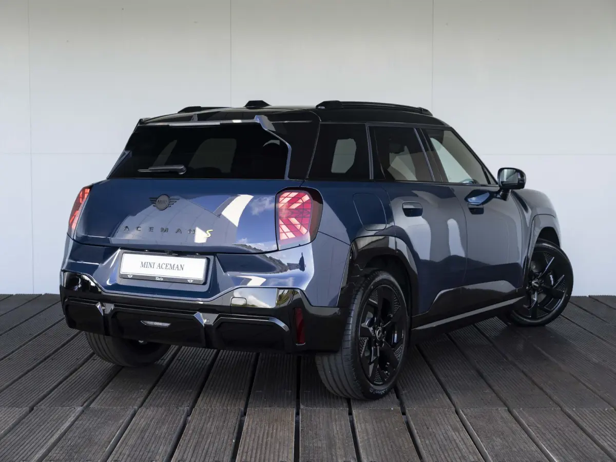 SE | John Cooper Works Uitvoering + Pakket L