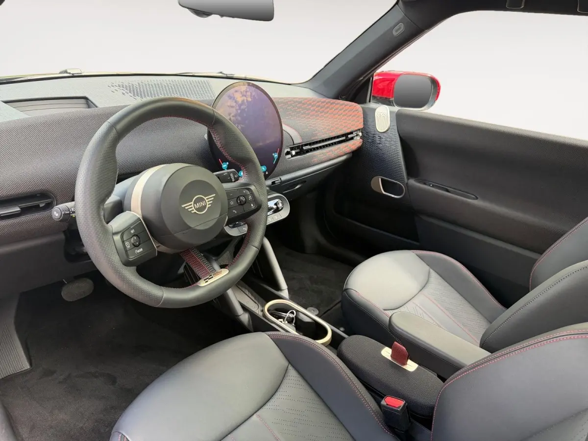 Cooper E John Cooper Works XL 40.7 kWh BOMVOL | Glassroof | Stoel + stuurverwarming | 360 Camera | Memory functie |