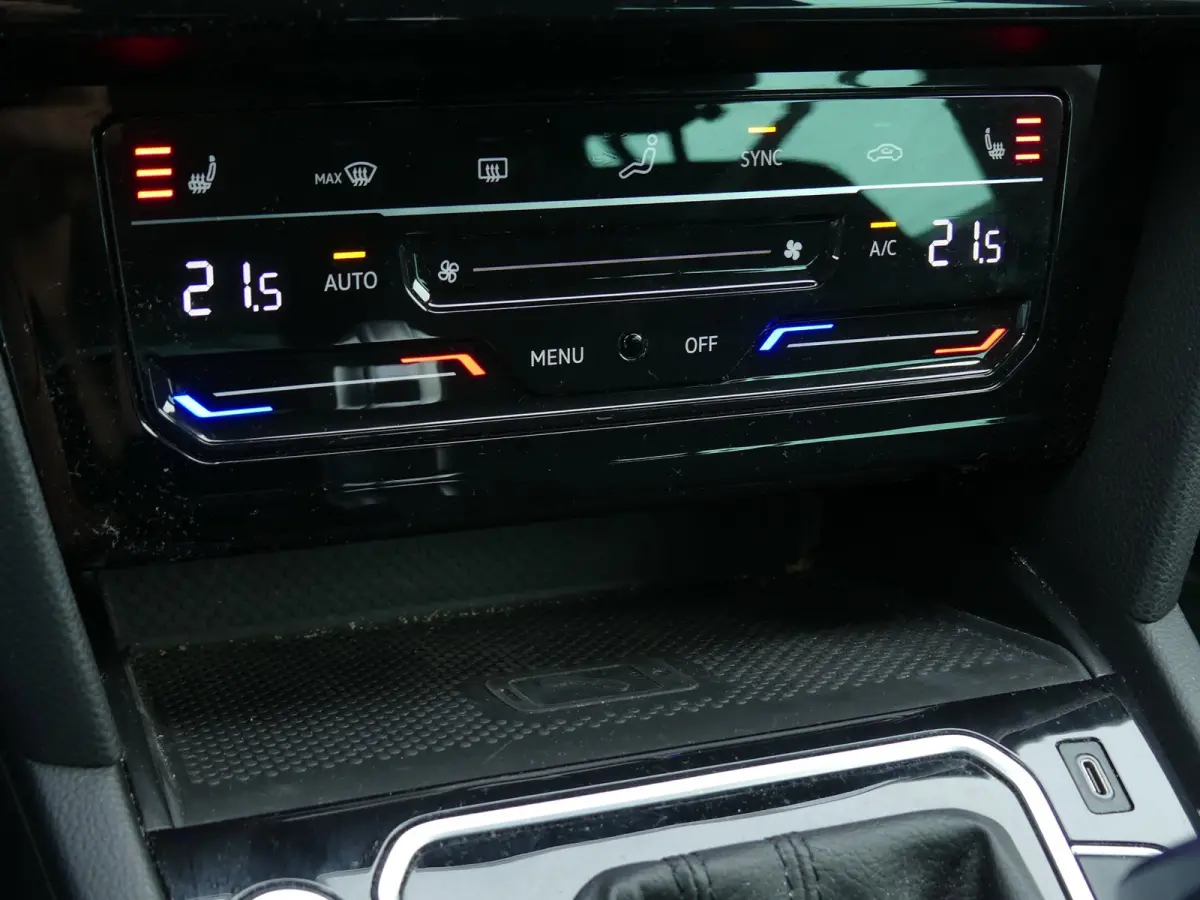 1.4 TSI PHEV GTE 218pk Business Premium / Travel Assist Plus /