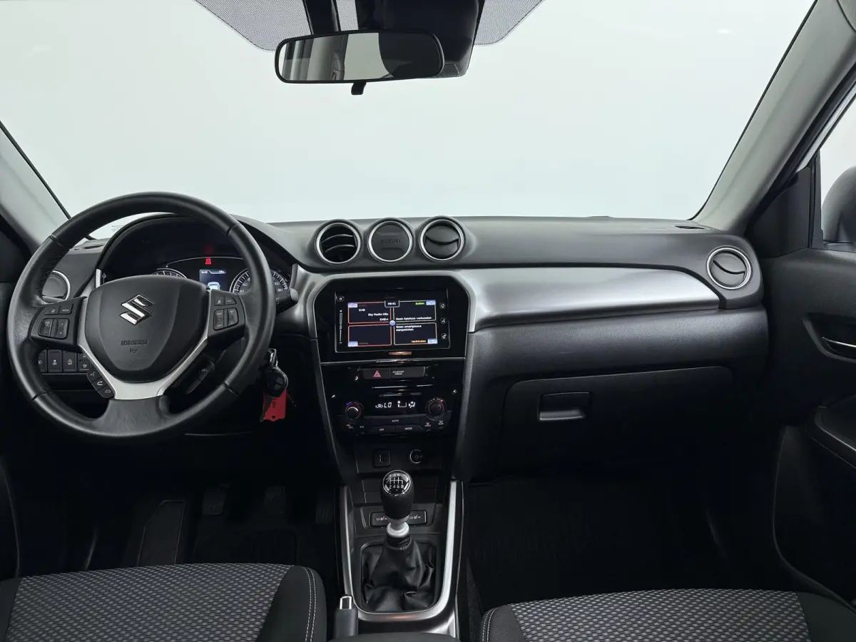1.4 Boosterjet Select Smart Hybrid | Achteruitrijcamera | Stoelverwarming | Climate Control |