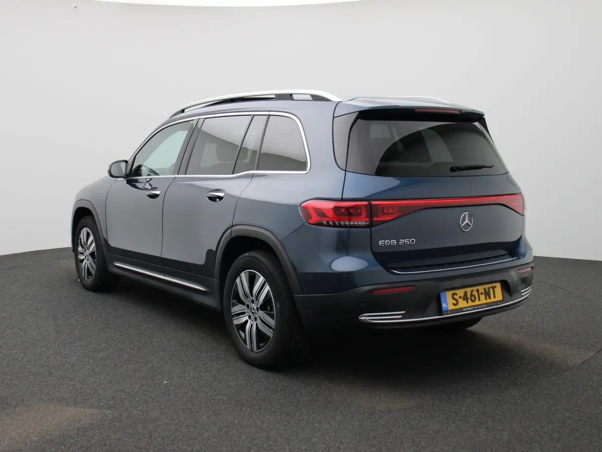 250 Luxury Line 7p. 67 kWh | Apple Carplay / Android Auto | Panoramadak | Sfeerverlichting | Achteruitrijcamera | Parkeersensoren |