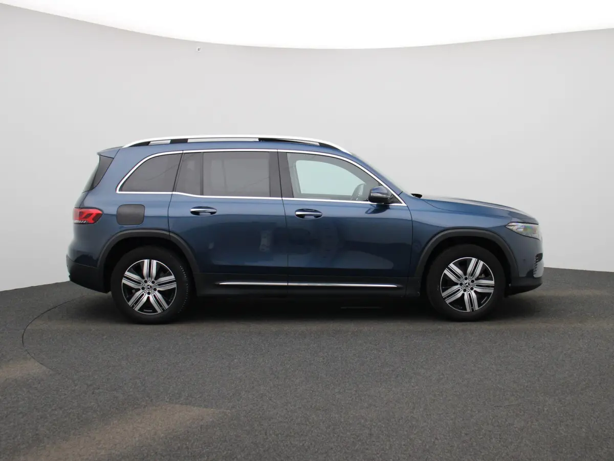 250 Luxury Line 7p. 67 kWh | Apple Carplay / Android Auto | Panoramadak | Sfeerverlichting | Achteruitrijcamera | Parkeersensoren |
