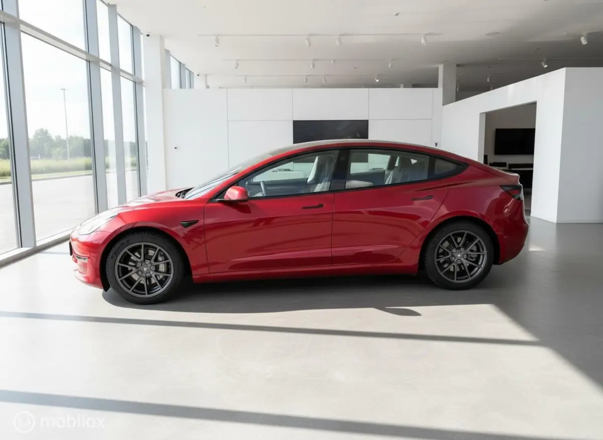 Long Range AWD 75 kWh | Warmtepomp | 88,9% SOH | Rood Mica
