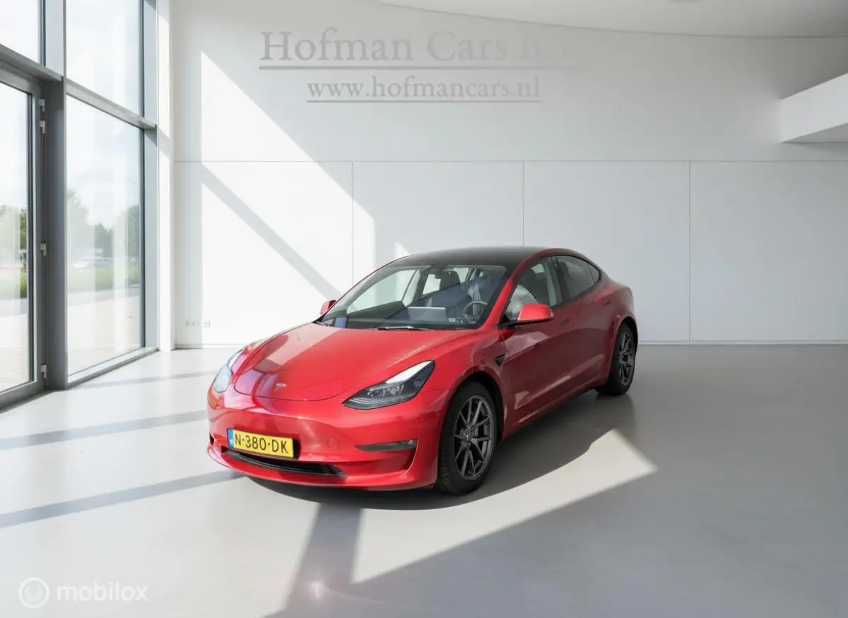 Long Range AWD 75 kWh | Warmtepomp | 88,9% SOH | Rood Mica