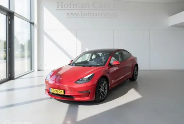 Long Range AWD 75 kWh | Warmtepomp | 88,9% SOH | Rood Mica