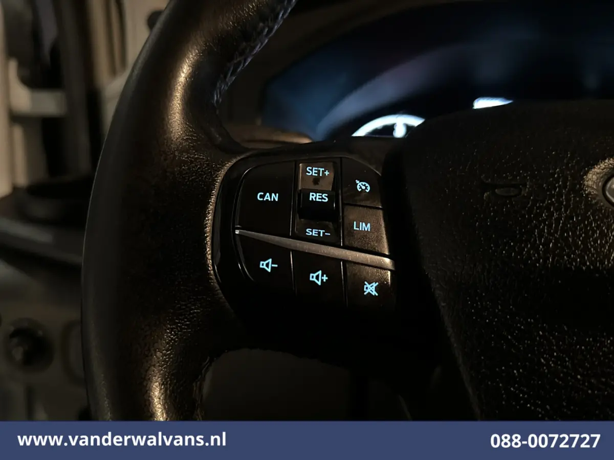 2.0 TDCI 131pk Bakwagen 1003kg laadvermogen Laadklep Zijdeur Euro6 Airco | Navigatie | Camera | Apple Carplay Android Auto, Cruisecontrol, Stoelverwarming