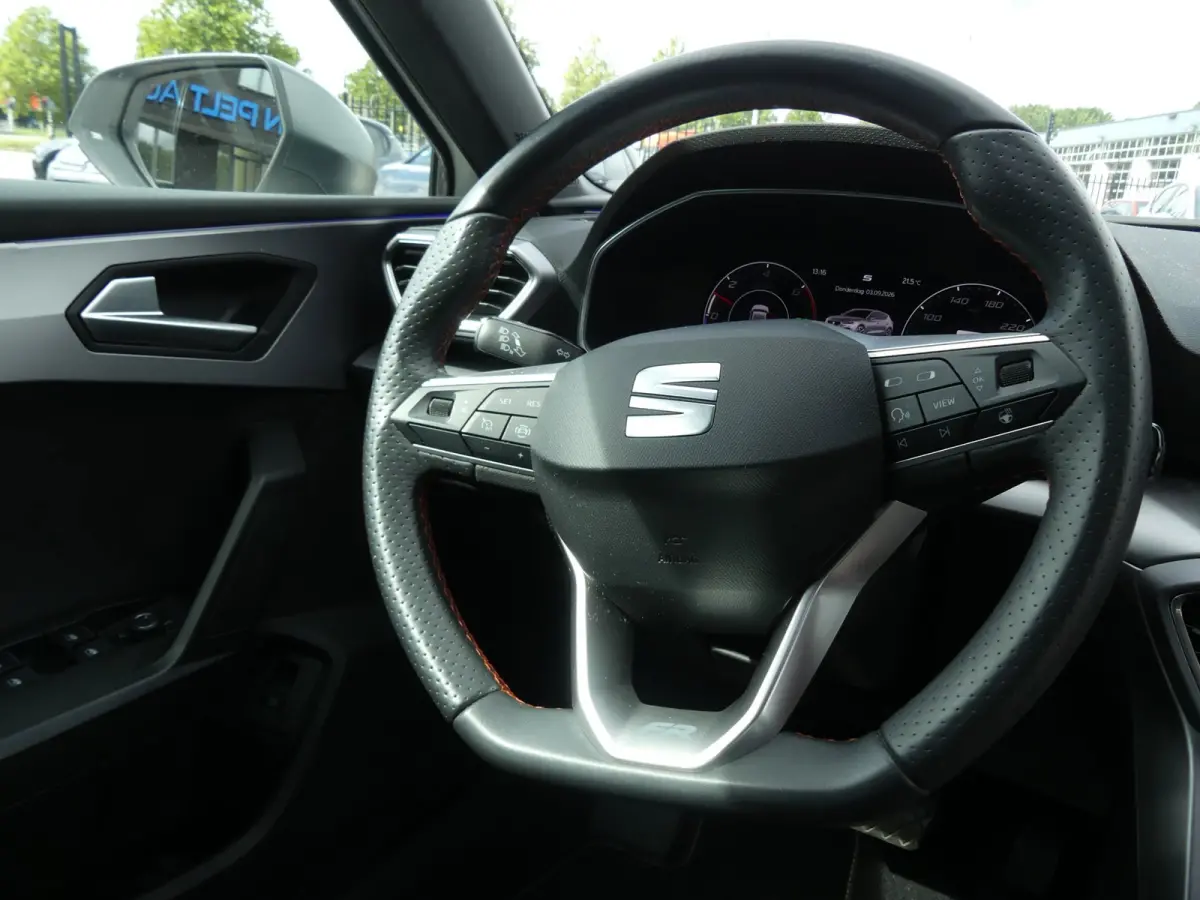 1.4 TSI eHybrid 204pk PHEV FR Business Intense / 18"inch /