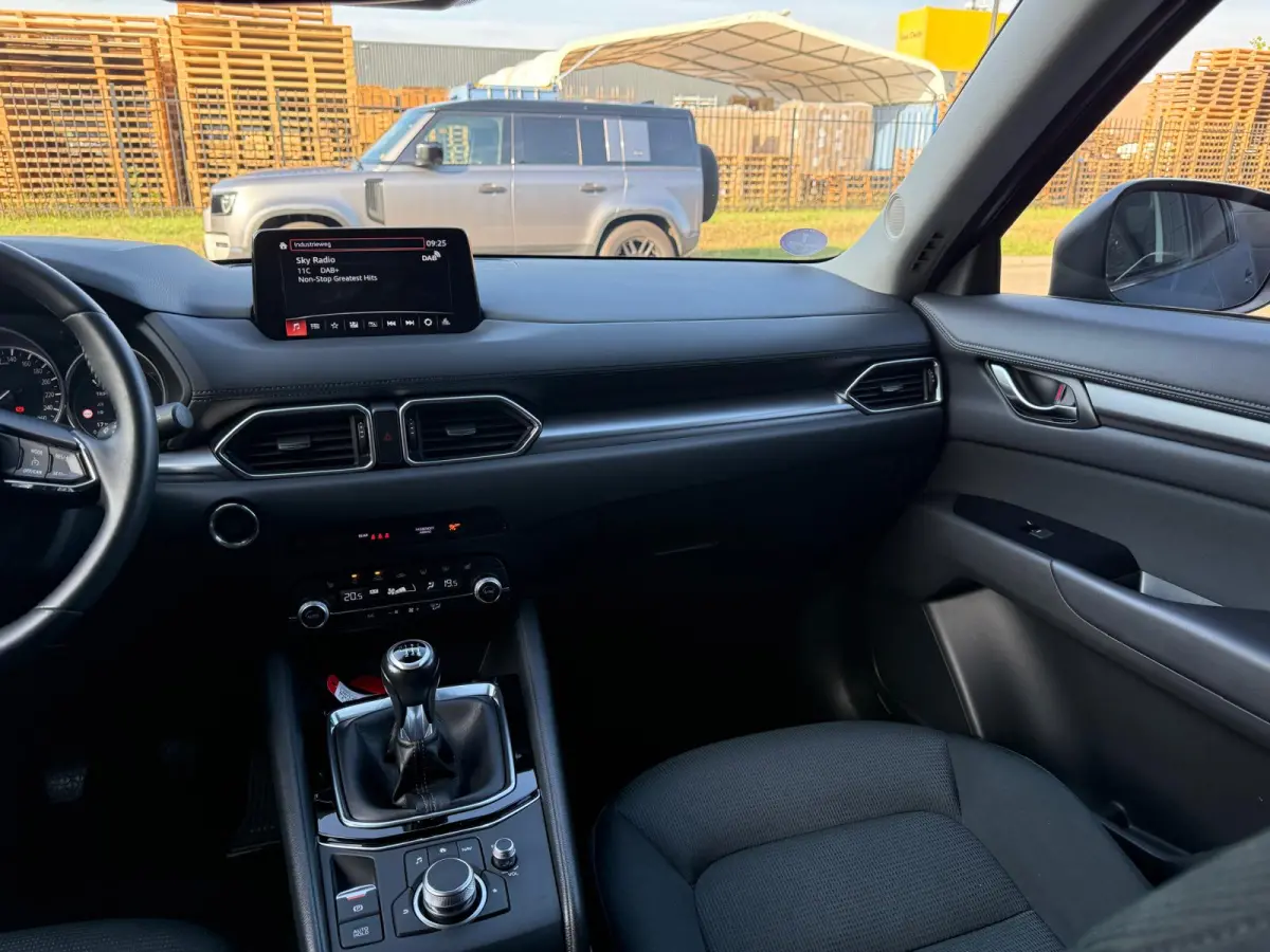 2.0 SkyActiv-G 165 Comfort | 2E EIGENAAR | 3/6/12MND GARANTIE | DAB | LED | STOEL/STUUR VERW. | CARPLAY | NAVI | CAMERA |