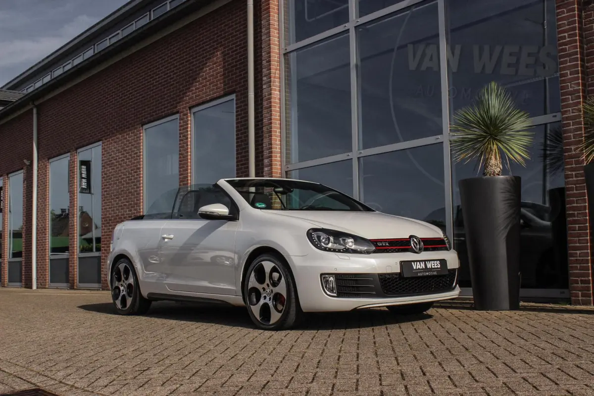 2.0 TSI GTI | 2e eigenaar | DSG | Xenon | Stoelverwarming | Climatronic | Cruise control | Navigatie | Bluetooth | PDC | 18 inch Detroit | Origineel