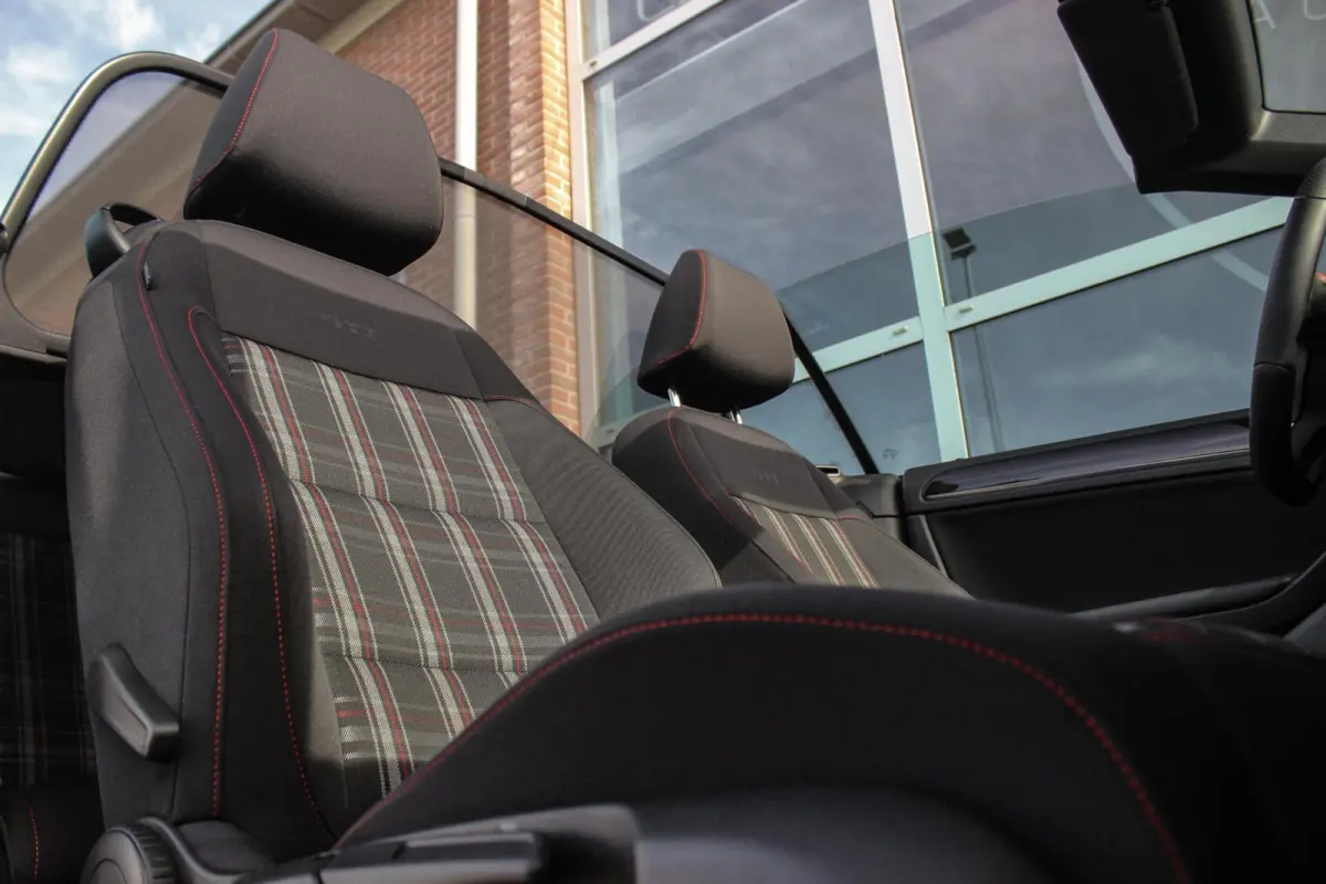 2.0 TSI GTI | 2e eigenaar | DSG | Xenon | Stoelverwarming | Climatronic | Cruise control | Navigatie | Bluetooth | PDC | 18 inch Detroit | Origineel