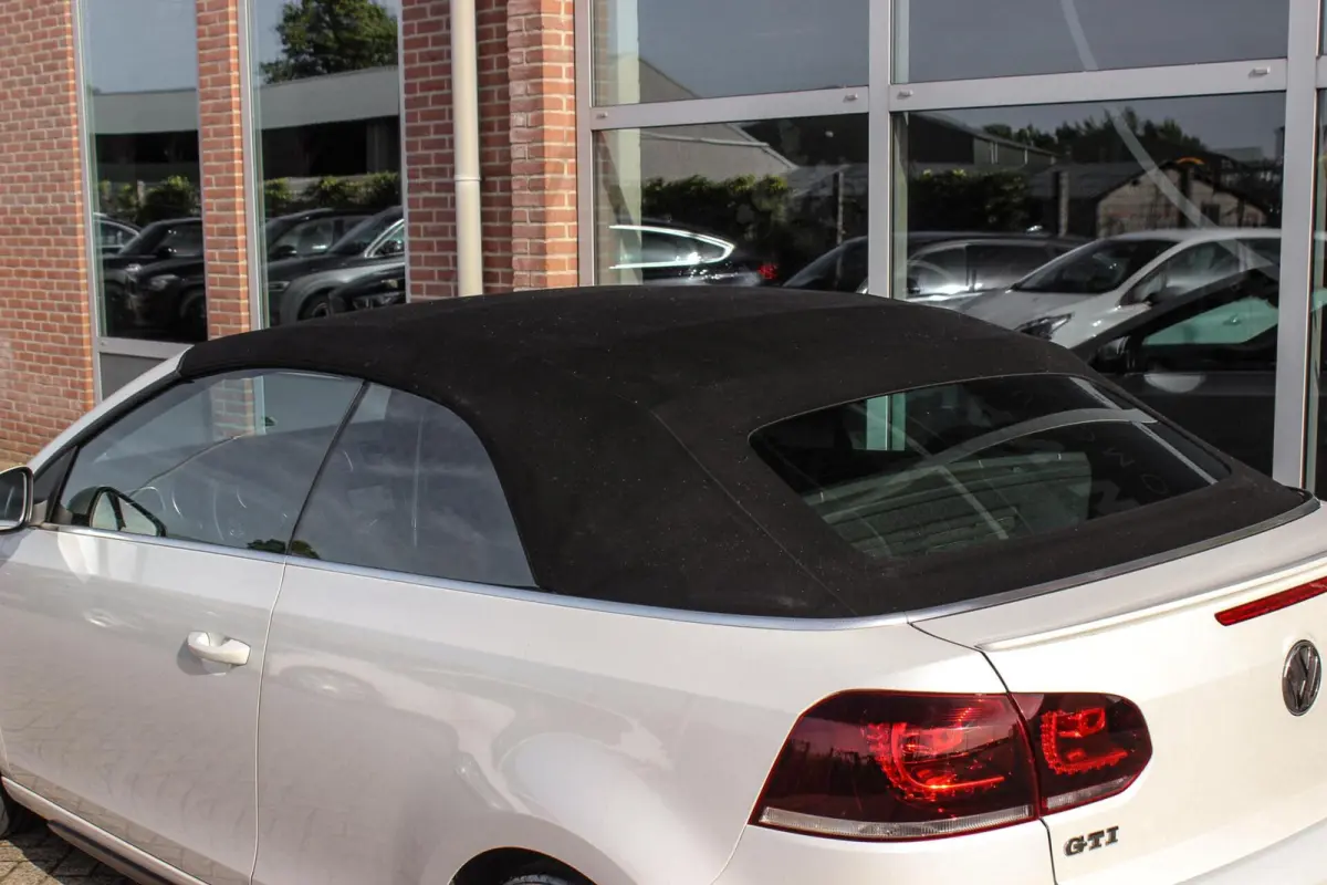 2.0 TSI GTI | 2e eigenaar | DSG | Xenon | Stoelverwarming | Climatronic | Cruise control | Navigatie | Bluetooth | PDC | 18 inch Detroit | Origineel