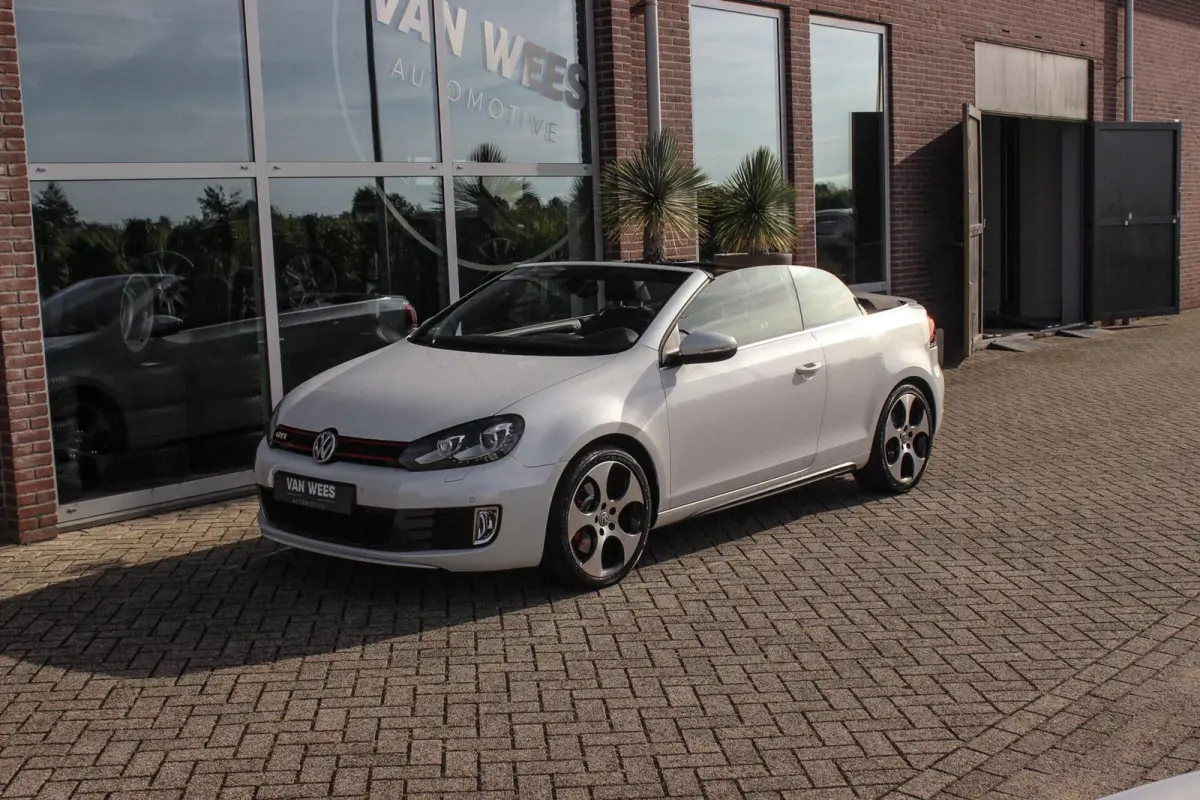2.0 TSI GTI | 2e eigenaar | DSG | Xenon | Stoelverwarming | Climatronic | Cruise control | Navigatie | Bluetooth | PDC | 18 inch Detroit | Origineel