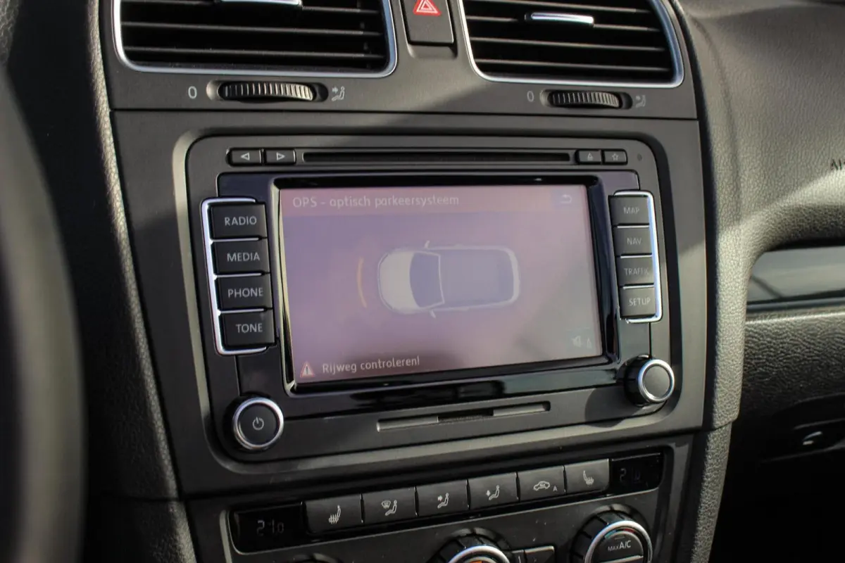 2.0 TSI GTI | 2e eigenaar | DSG | Xenon | Stoelverwarming | Climatronic | Cruise control | Navigatie | Bluetooth | PDC | 18 inch Detroit | Origineel