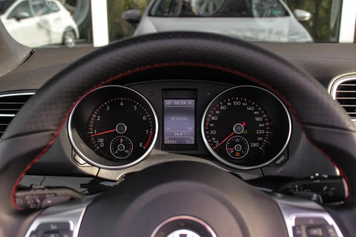 2.0 TSI GTI | 2e eigenaar | DSG | Xenon | Stoelverwarming | Climatronic | Cruise control | Navigatie | Bluetooth | PDC | 18 inch Detroit | Origineel