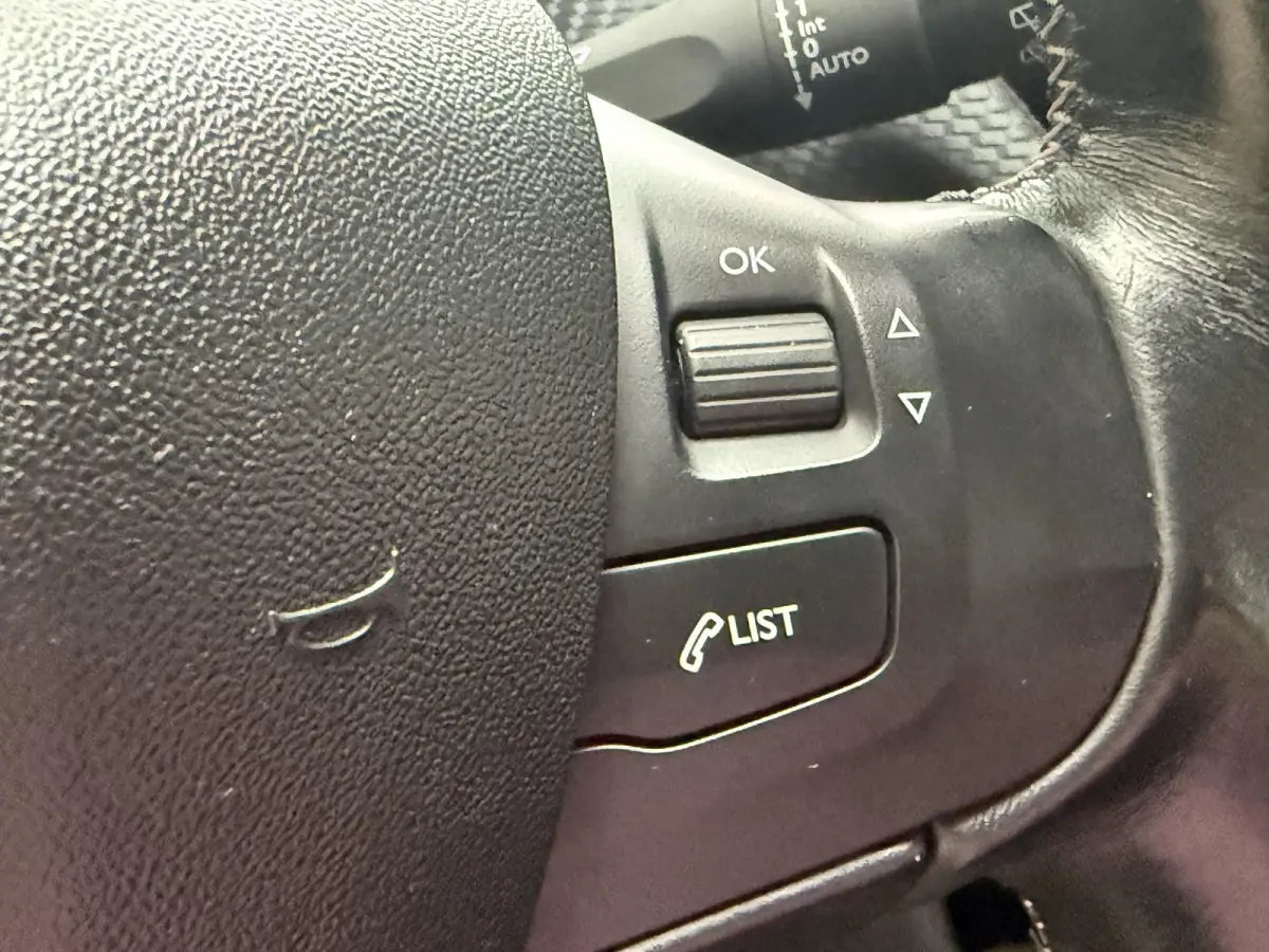 1.2 PureTech Tech Edition 110PK | Navigatie | Climate Control | Cruise Control | Parkeersensoren