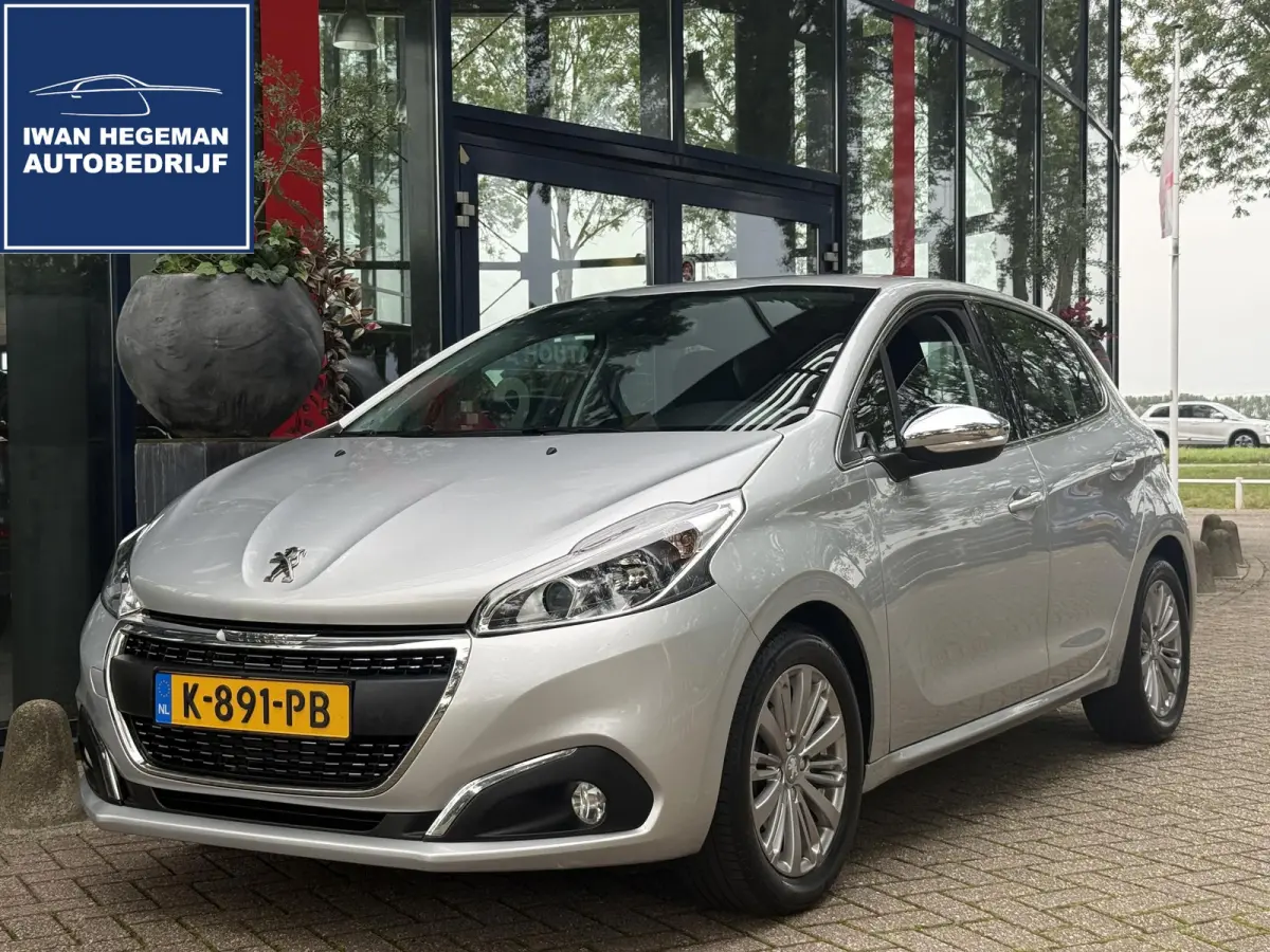 1.2 PureTech Tech Edition 110PK | Navigatie | Climate Control | Cruise Control | Parkeersensoren