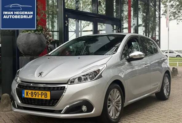1.2 PureTech Tech Edition 110PK | Navigatie | Climate Control | Cruise Control | Parkeersensoren