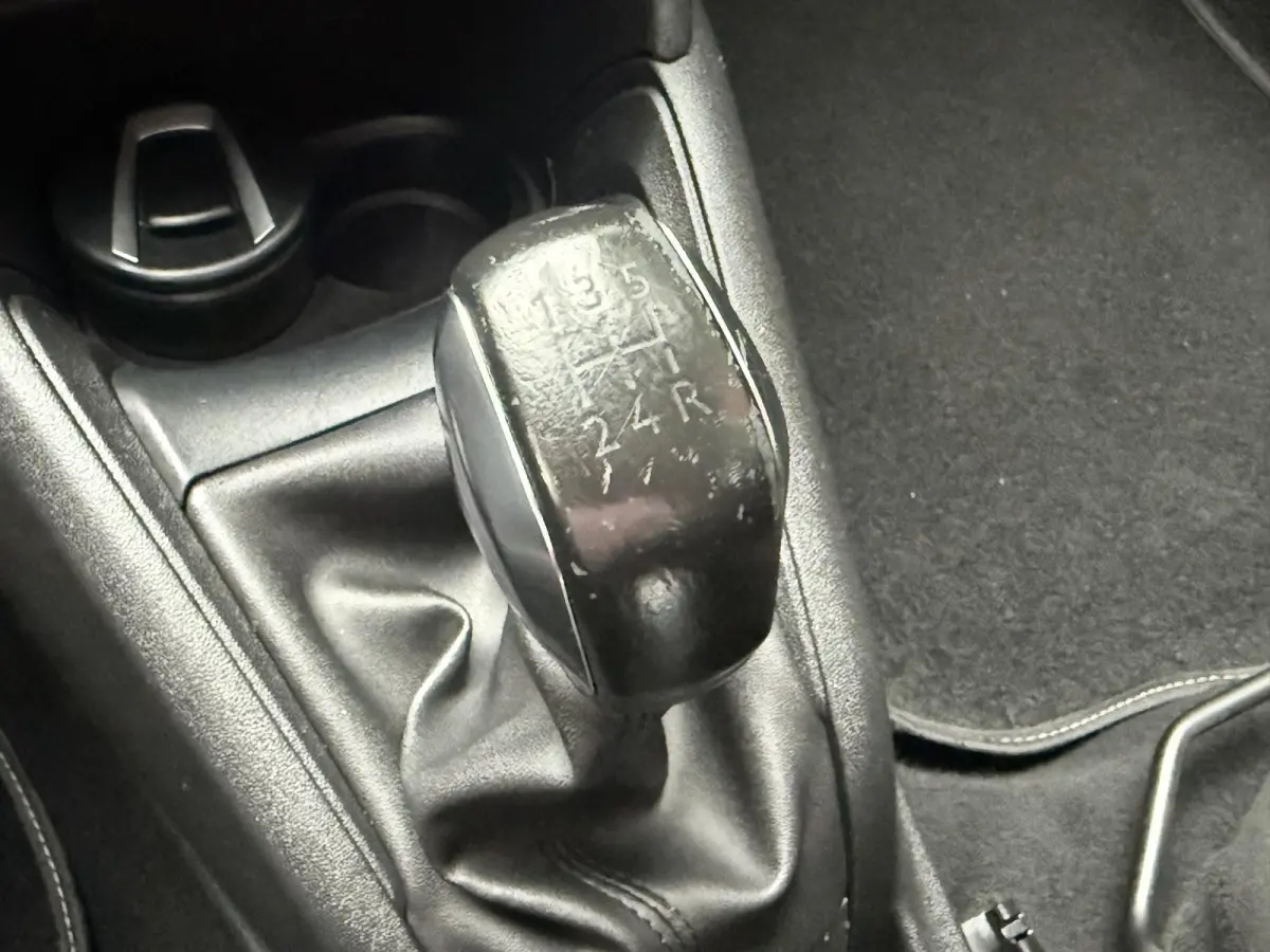 1.2 PureTech Tech Edition 110PK | Navigatie | Climate Control | Cruise Control | Parkeersensoren