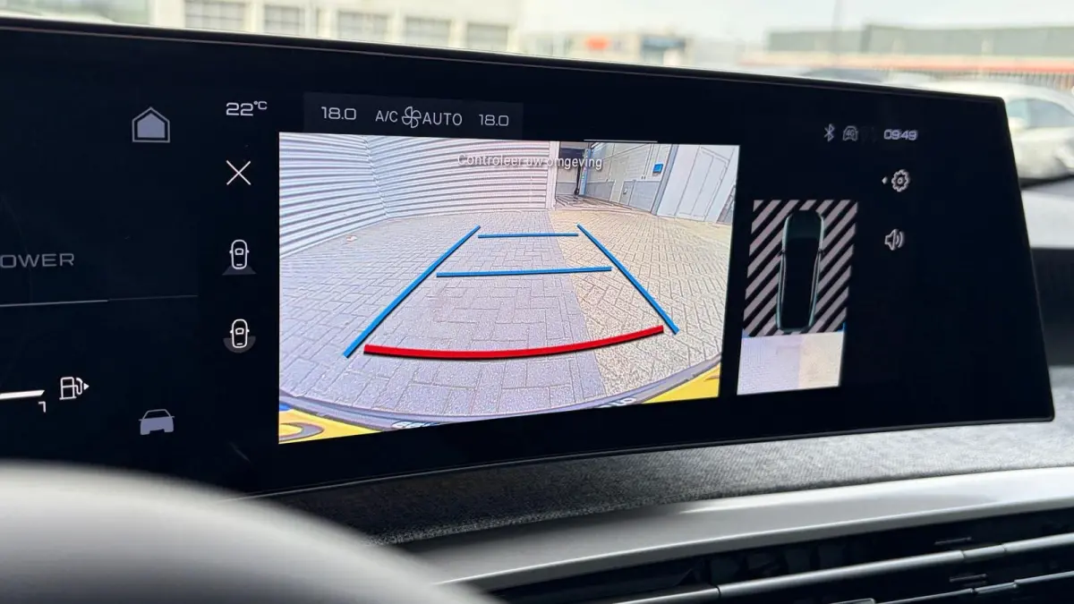 1.2 HYBRID 145PK ALLURE AUTOMAAT / NAVI / LEDER / CLIMA / FULL-LED / 19" LMV / KEYLESS / CAMERA / CRUISECONTROL / ORG. NL. !!