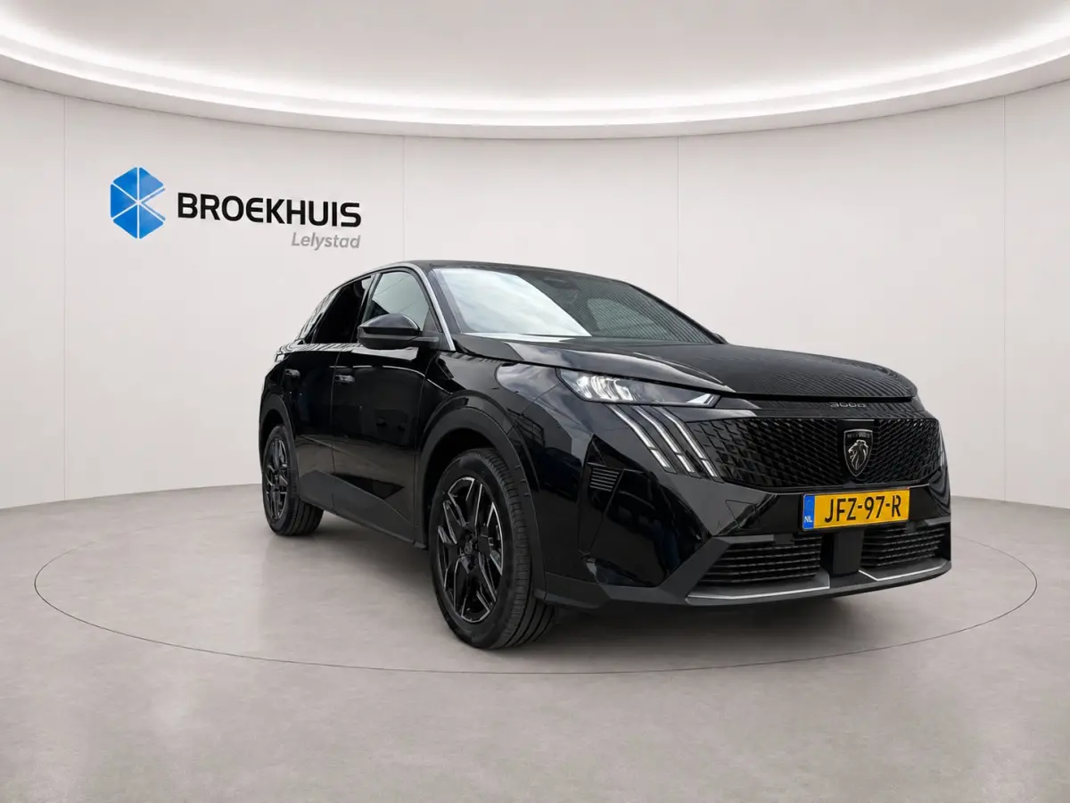 1.2 HYBRID 145PK ALLURE AUTOMAAT / NAVI / LEDER / CLIMA / FULL-LED / 19" LMV / KEYLESS / CAMERA / CRUISECONTROL / ORG. NL. !!