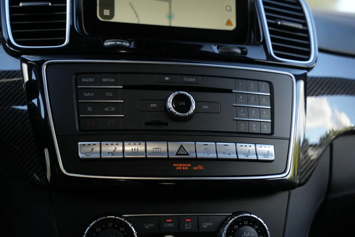 AMG 63 4MATIC Panoramadak 7 persoons Adapt. Cruise Entertainment Stoelvent. Carbon