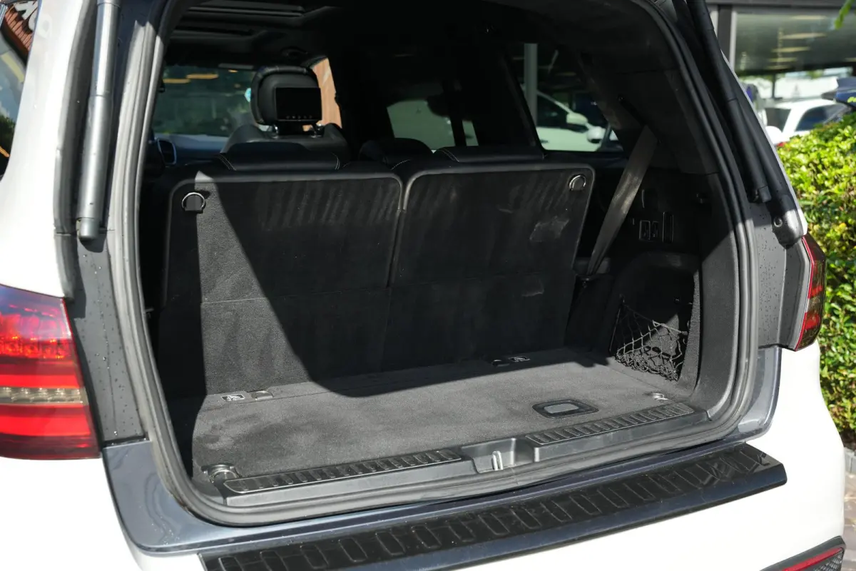AMG 63 4MATIC Panoramadak 7 persoons Adapt. Cruise Entertainment Stoelvent. Carbon