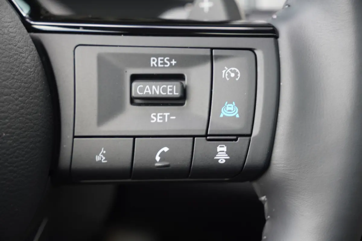 1.3 MHEV Xtronic Tekna Plus - LEDER - PANODAK - BOSE - 360 CAMERA - HEAD UP -