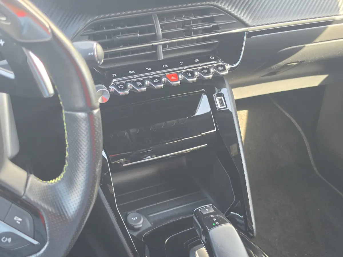 1.2 PureTech GT-Line | Trekhaak | D.riem vervangen  | Automaat | Navi | Cruise control