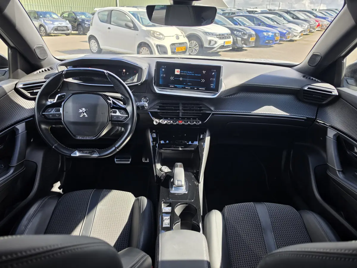 1.2 PureTech GT-Line | Trekhaak | D.riem vervangen  | Automaat | Navi | Cruise control