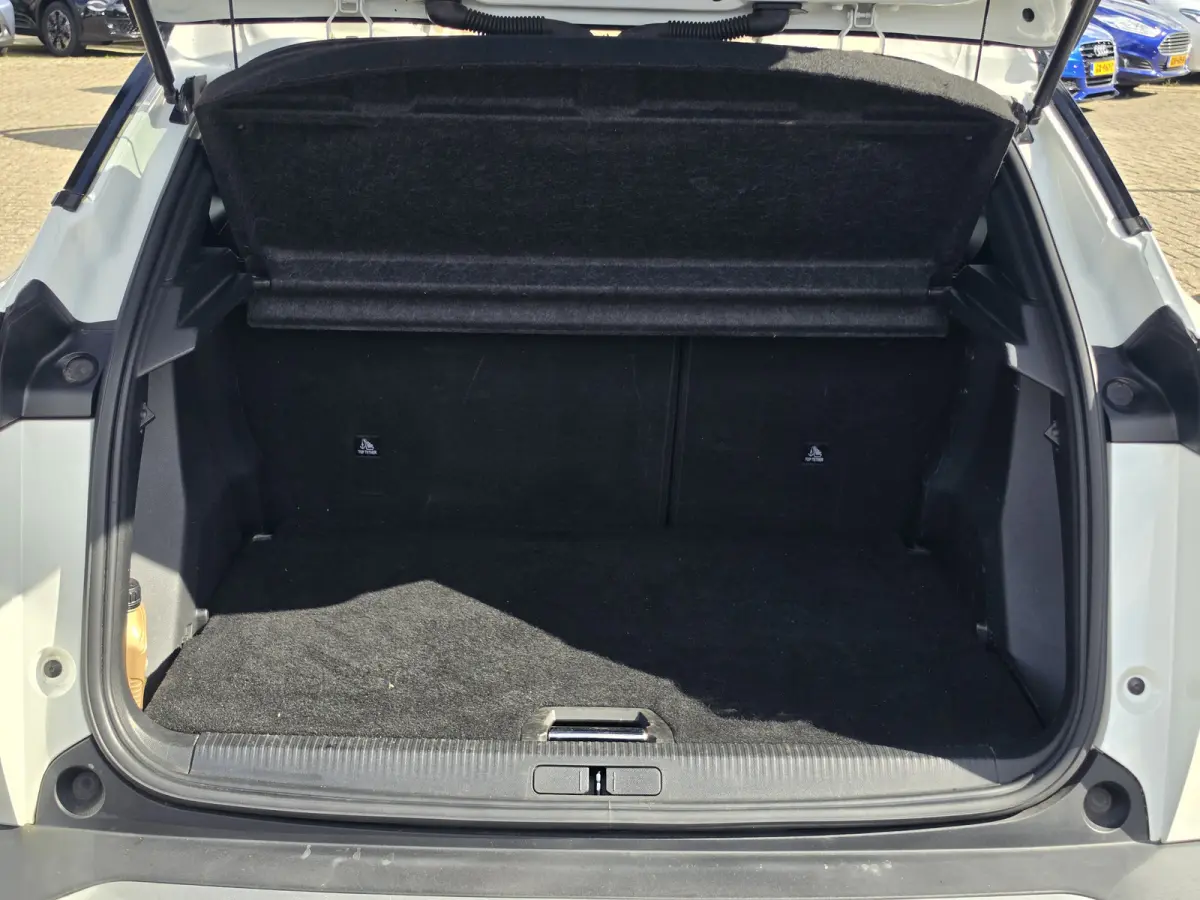 1.2 PureTech GT-Line | Trekhaak | D.riem vervangen  | Automaat | Navi | Cruise control