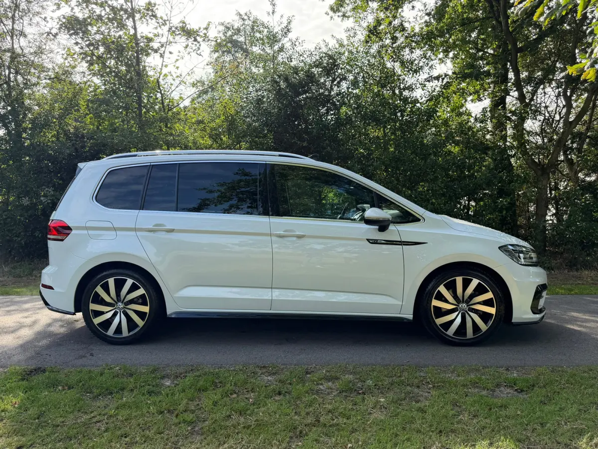 1.8 TSI R-Line | 7-Persoons + Panoramadak + Orgineel Nederlands |