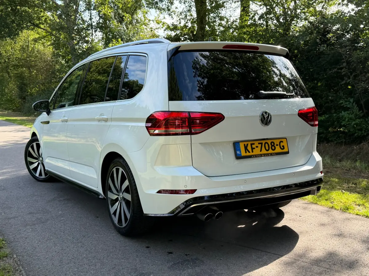 1.8 TSI R-Line | 7-Persoons + Panoramadak + Orgineel Nederlands |