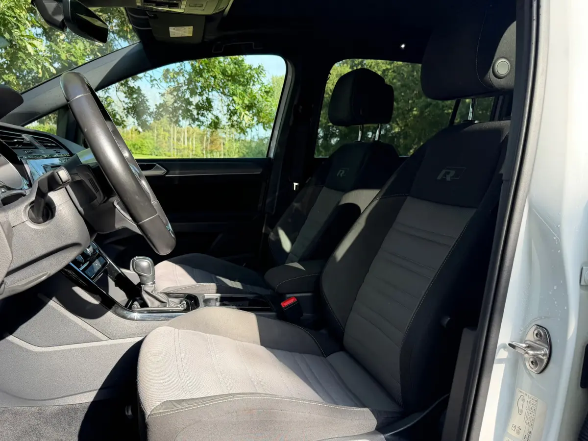 1.8 TSI R-Line | 7-Persoons + Panoramadak + Orgineel Nederlands |