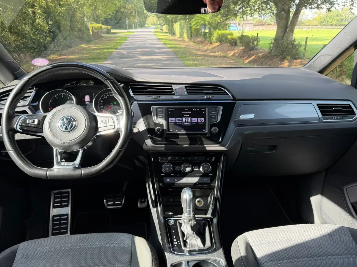 1.8 TSI R-Line | 7-Persoons + Panoramadak + Orgineel Nederlands |