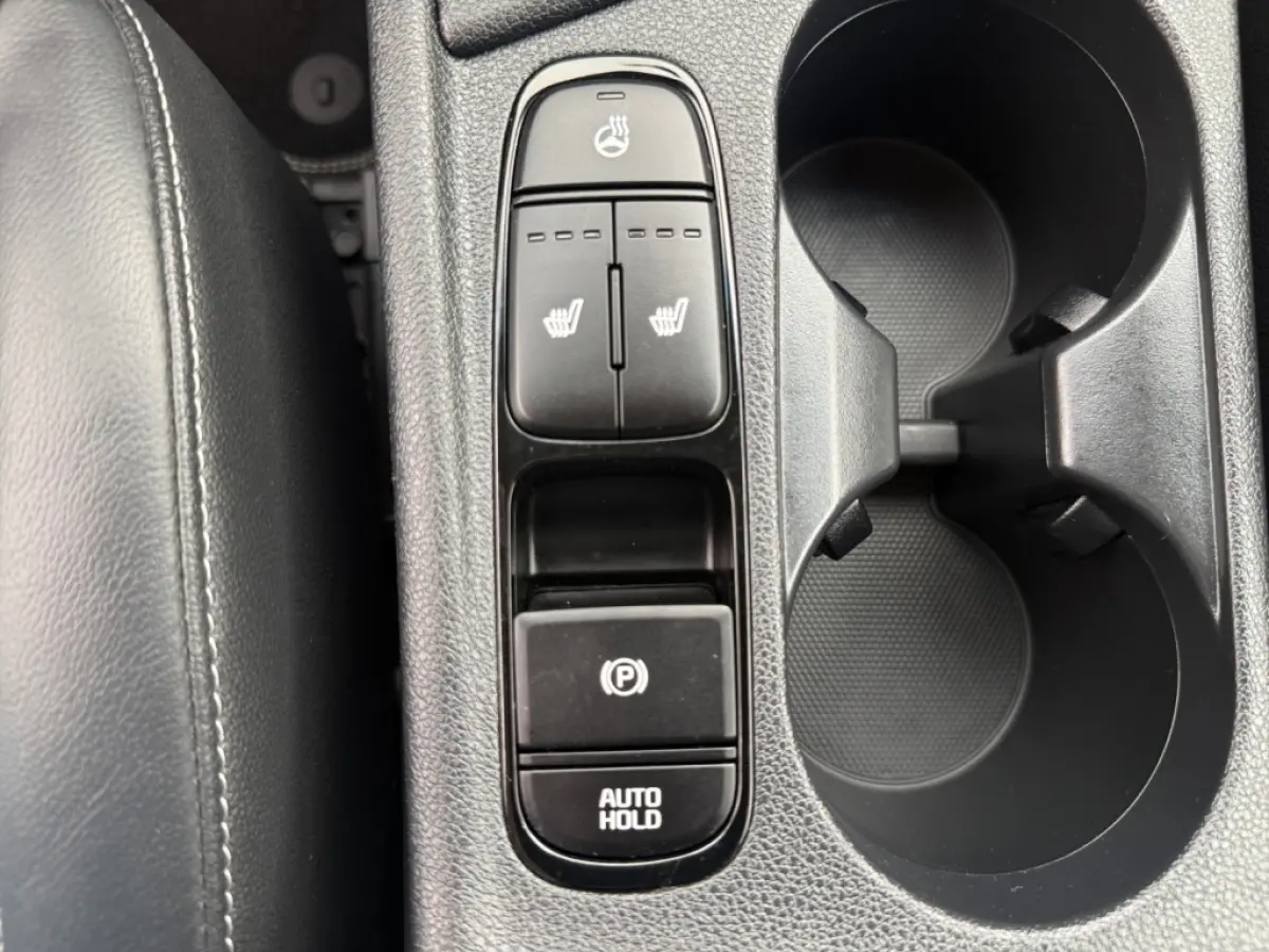 1.6 GDi Hybrid DynamicLine | Stoel- en stuurverwarming | Apple/Android