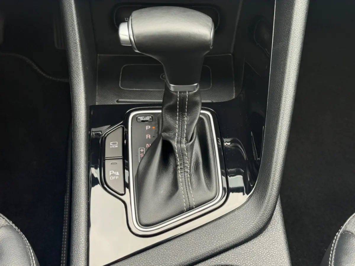 1.6 GDi Hybrid DynamicLine | Stoel- en stuurverwarming | Apple/Android