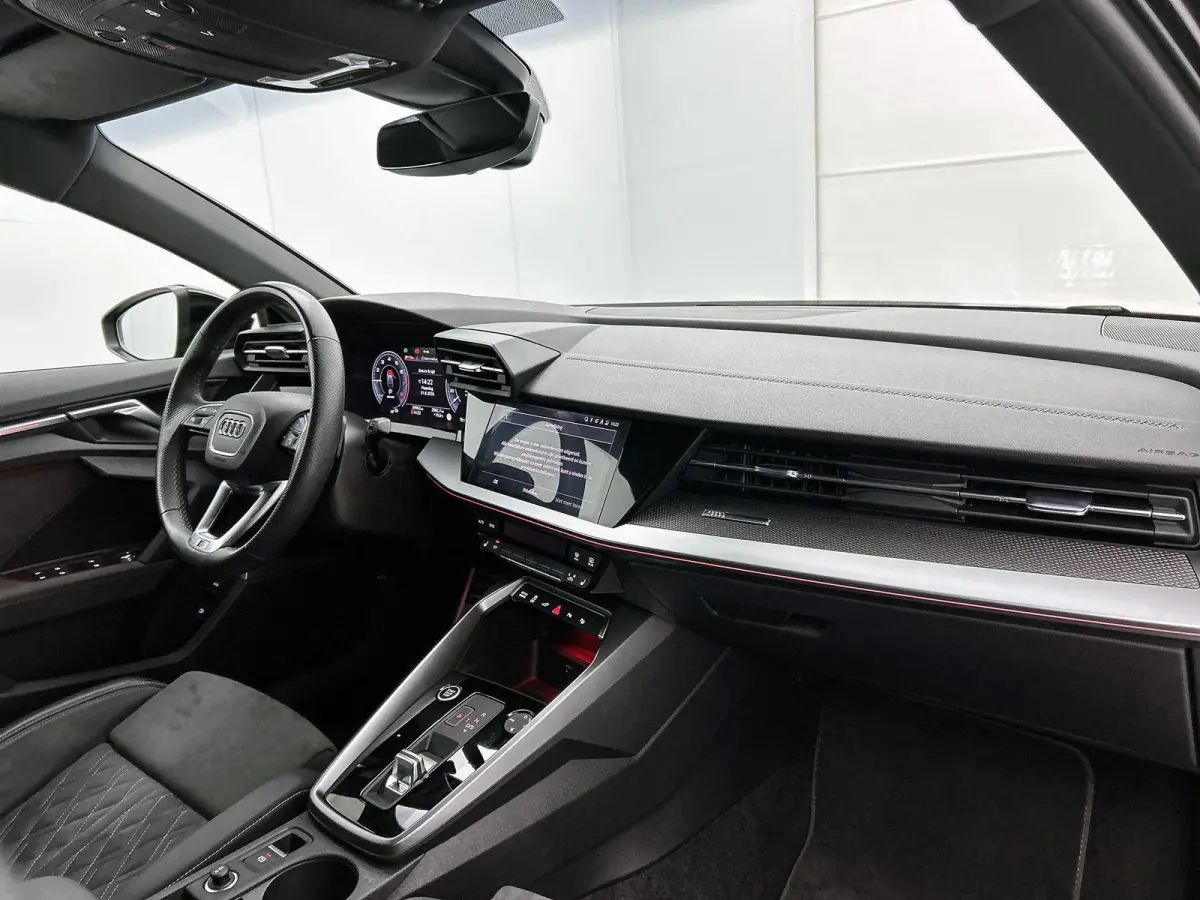 45 TFSI e S edition Competition 245 PK | S-line | Automaat | Navigatie | Camera | Adaptive cruise control | Climate Control | Stoelverwarming | Lichtmetalen velgen |