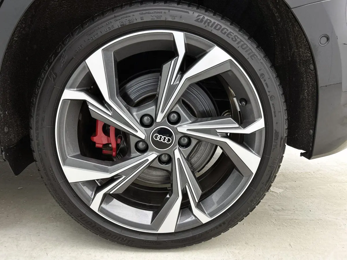 45 TFSI e S edition Competition 245 PK | S-line | Automaat | Navigatie | Camera | Adaptive cruise control | Climate Control | Stoelverwarming | Lichtmetalen velgen |