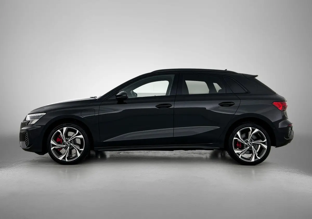 45 TFSI e S edition Competition 245 PK | S-line | Automaat | Navigatie | Camera | Adaptive cruise control | Climate Control | Stoelverwarming | Lichtmetalen velgen |