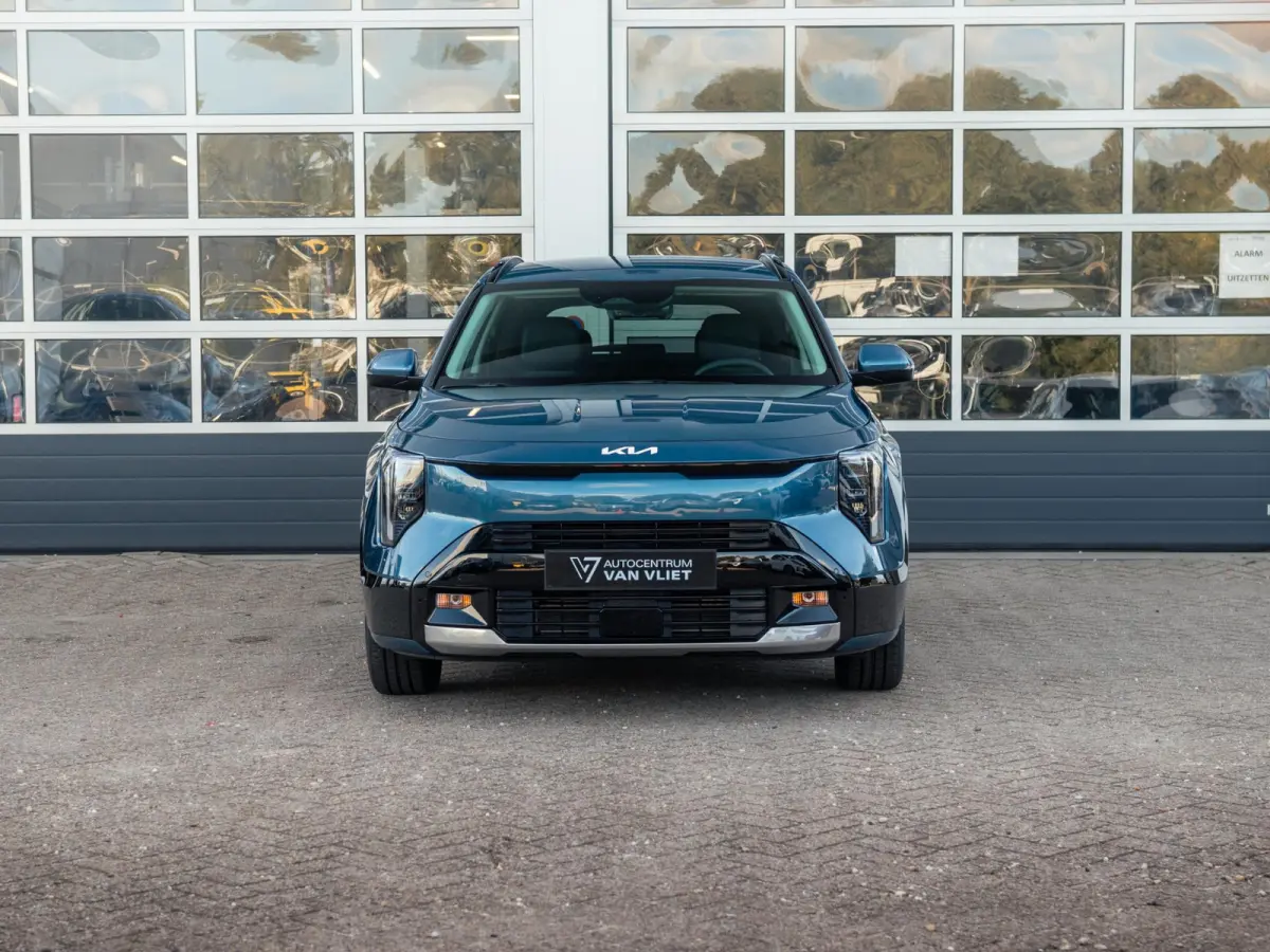1.6 GDi Hybrid DynamicLine | Actieprijs* | Navi. | Clima. | Adapt. Cruise. | Parkeersensoren | Achteruitrijcamera | Bekleding In Stof/Lederlook
