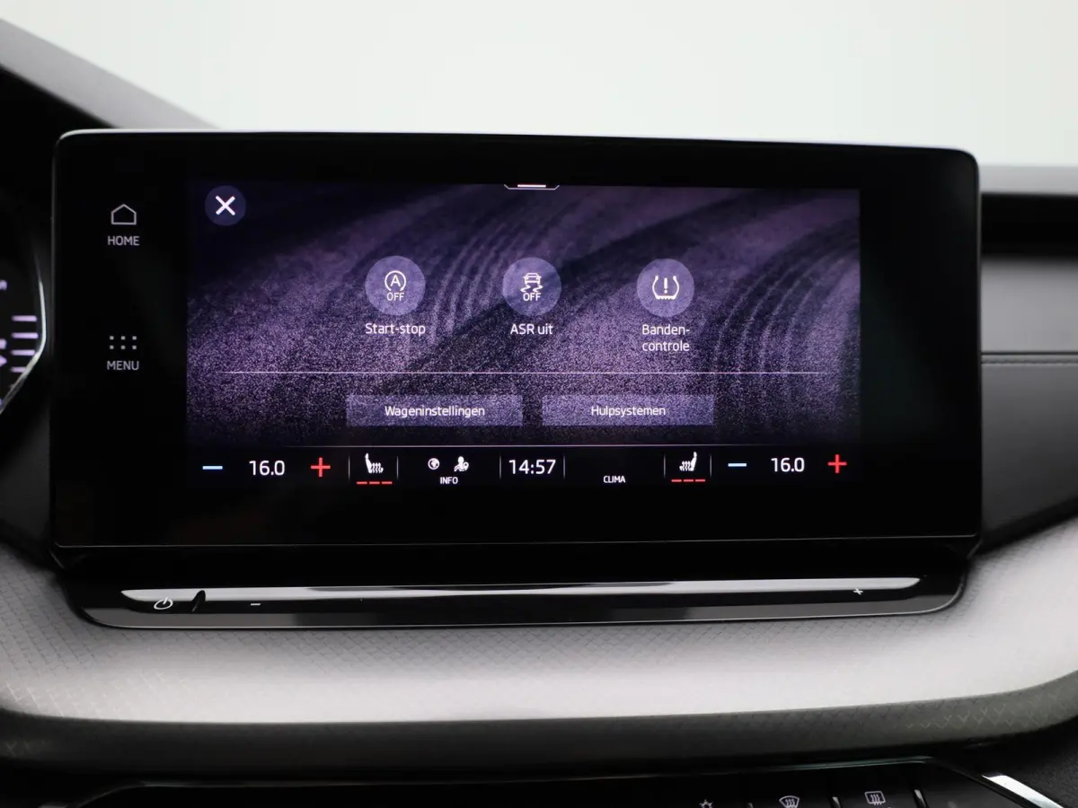 1.0 e-TSI Business Edition | Automaat | Apple Carplay / Android Auto | Parkeersensoren | Stoelverwarming |