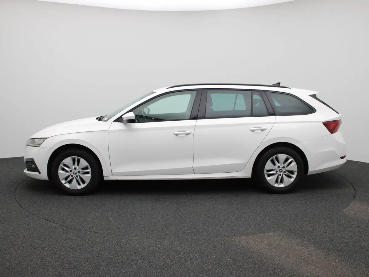 1.0 e-TSI Business Edition | Automaat | Apple Carplay / Android Auto | Parkeersensoren | Stoelverwarming |