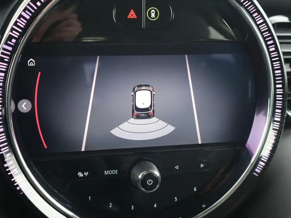 1.5 136pk AUT Cooper Camden Edition | Navigatie | Apple Carplay/Android Auto | Cruise Control | Parkeersensor Achter