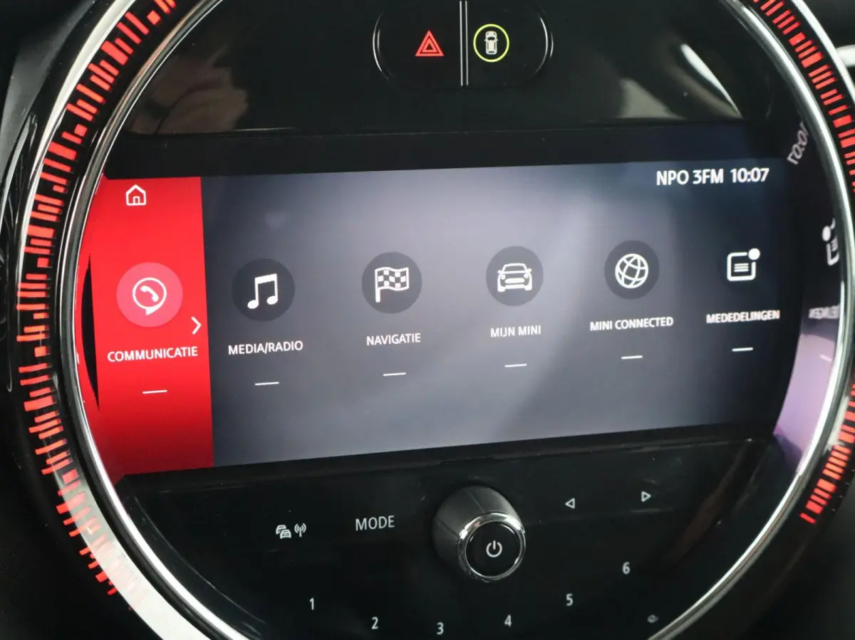 1.5 136pk AUT Cooper Camden Edition | Navigatie | Apple Carplay/Android Auto | Cruise Control | Parkeersensor Achter