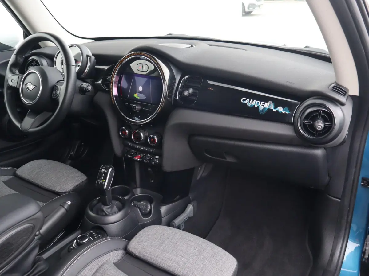 1.5 136pk AUT Cooper Camden Edition | Navigatie | Apple Carplay/Android Auto | Cruise Control | Parkeersensor Achter