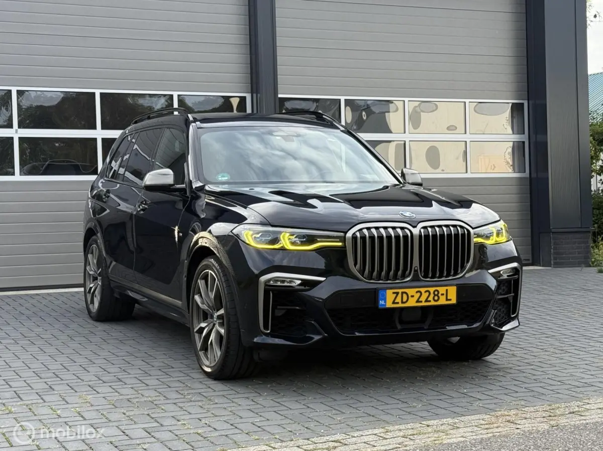 M50d 6p. 400PK Full Optie|Pano|Laser|Lucht|B&W|