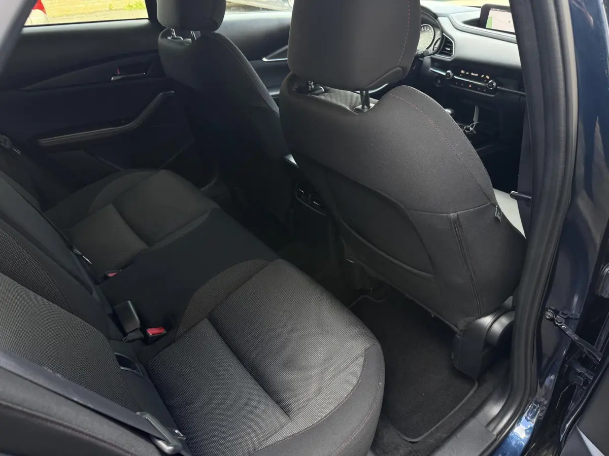 2.0 e-SkyActiv M Hybrid | HUD | Stoelverw. | Camera